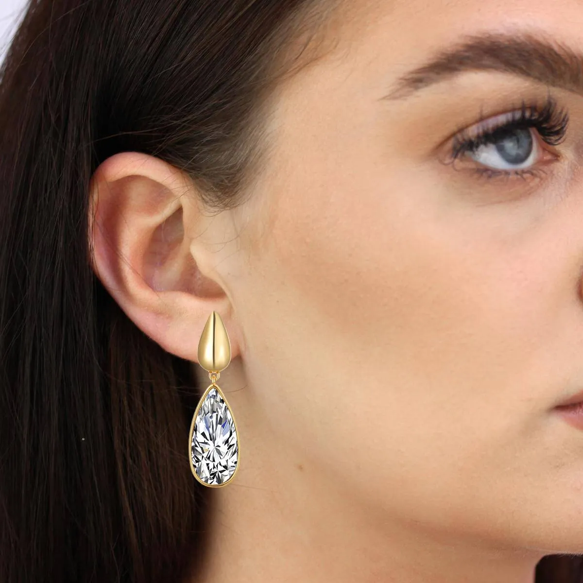 18k gold Modern Mismatch Tear Drop Earrings