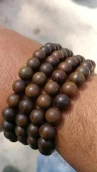 8mm 108 Natural Green Sandalwood Prayer Mala