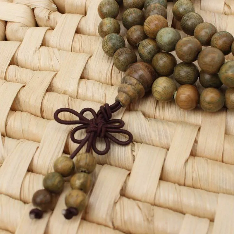 8mm 108 Natural Green Sandalwood Prayer Mala