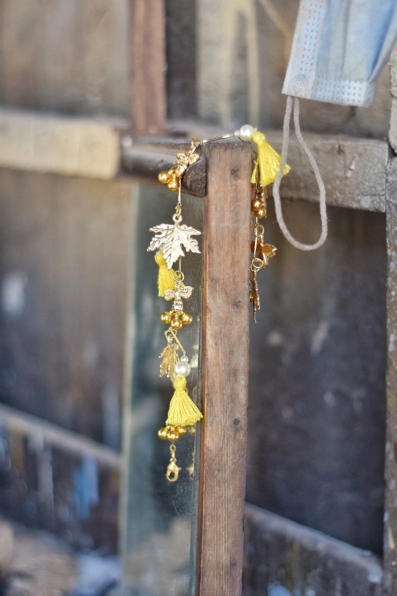 Bee Anklet