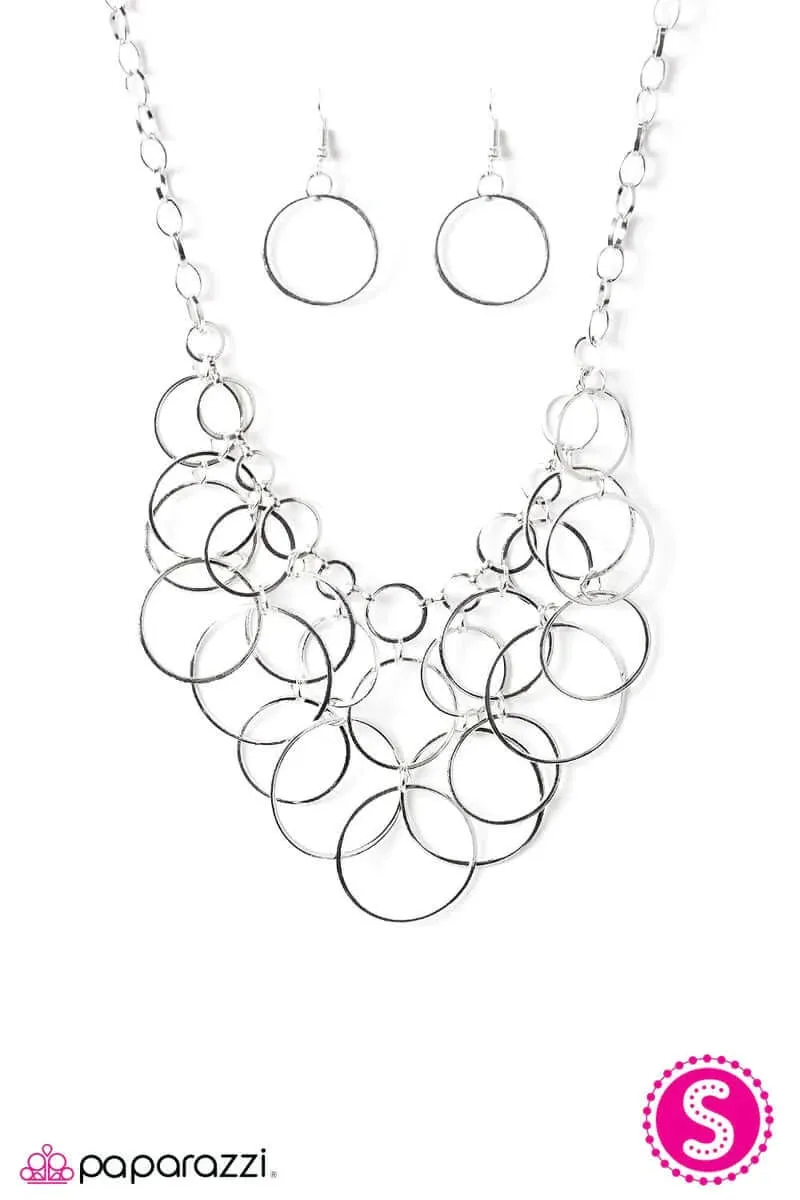 Paparazzi  Accessories - Step Into The Bling Ring  #N658 - Silver Necklace