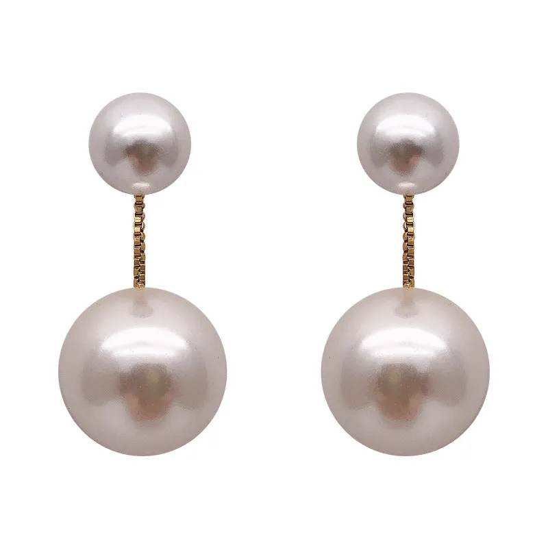 Retro Pearl Simple And Versatile Niche Elegant Temperament Fashion Cold Style Earrings