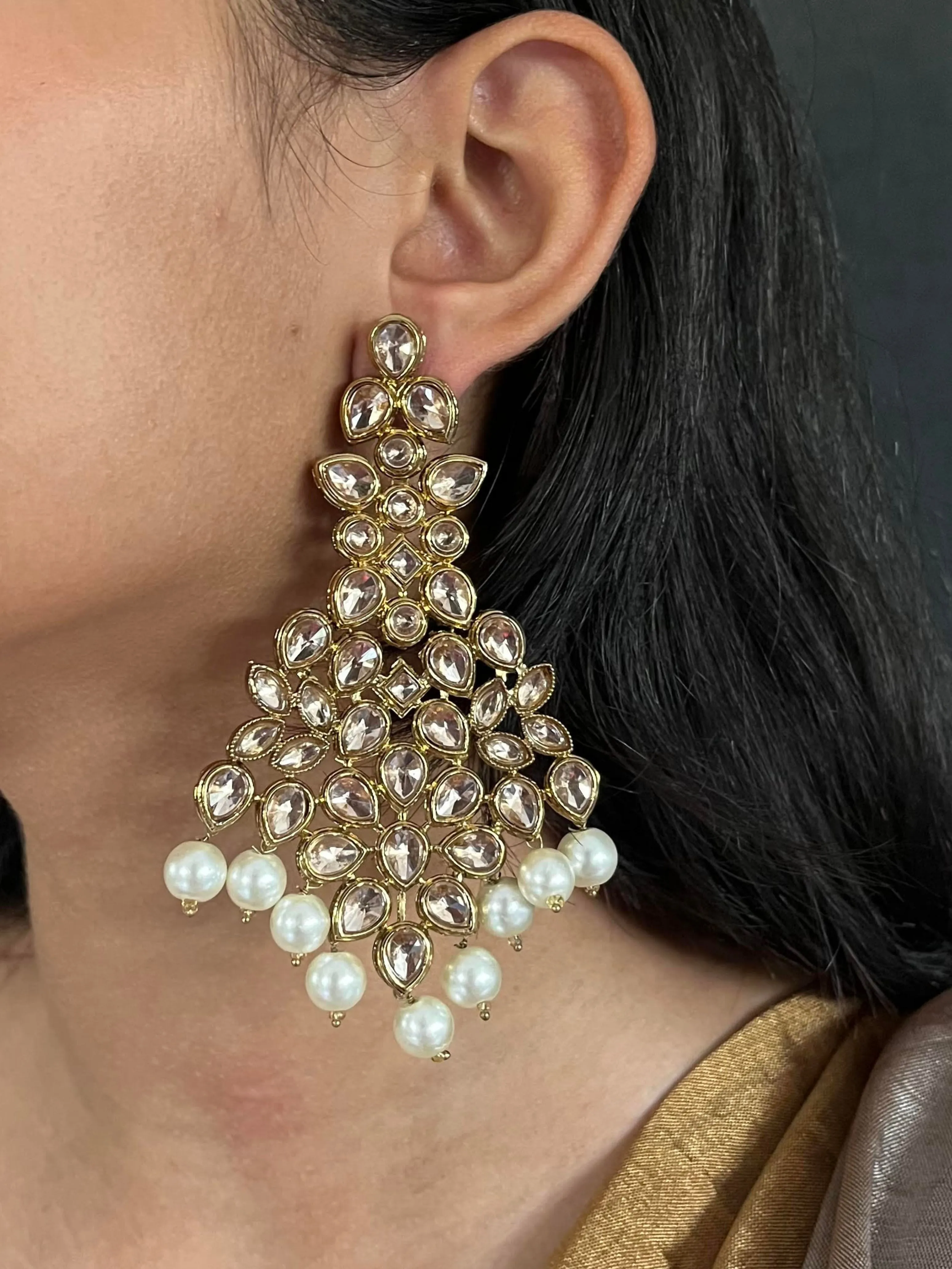 Shaheen Kundan Earrings