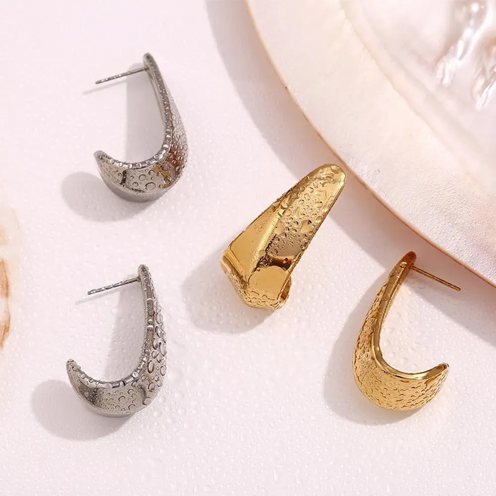 Sleek Geometric Hoop Earrings – Gold & Silver Statement Jewellery